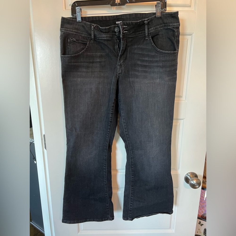 Hudson jeans, style-Collin’s bootcut, size 32